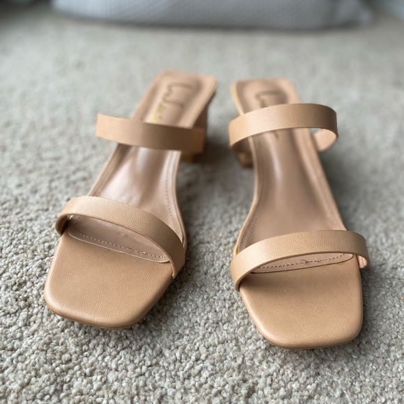 NWOB Lulus Fallyn Naked Hazelnut Mules - Picture 2 of 6